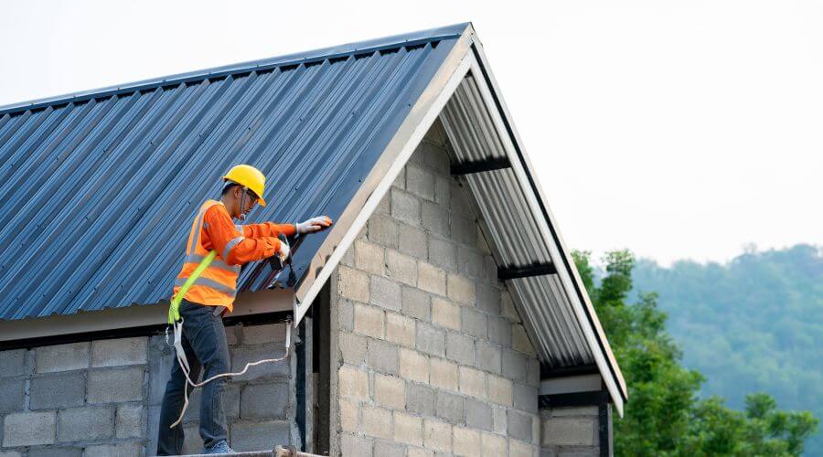Expert Emergency Roof Repairs services in Veradale, WA